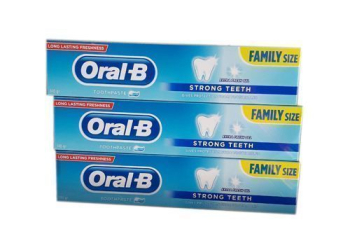 Oral B STRONG TEETH PASTE FAMILY SIZE X 3 PIECES.